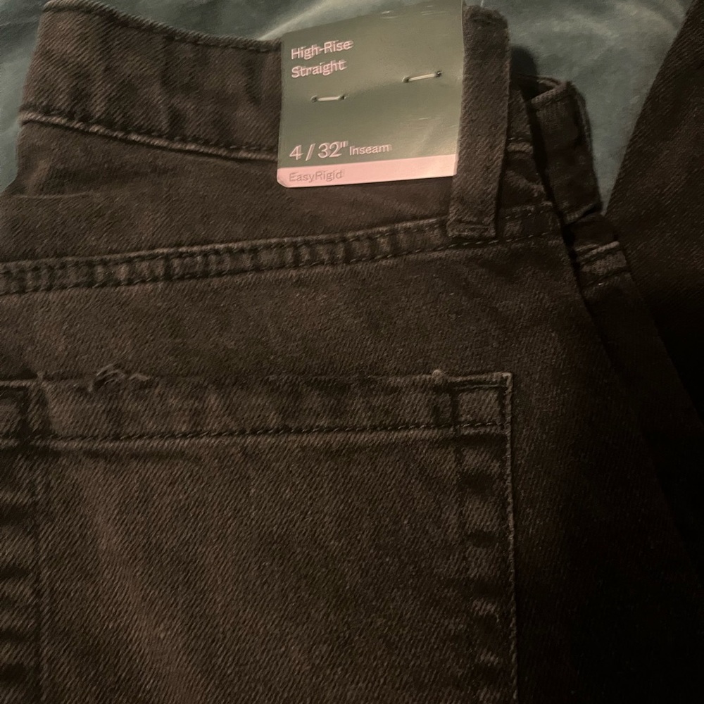 Men's Black High-Rise Straight Jeans